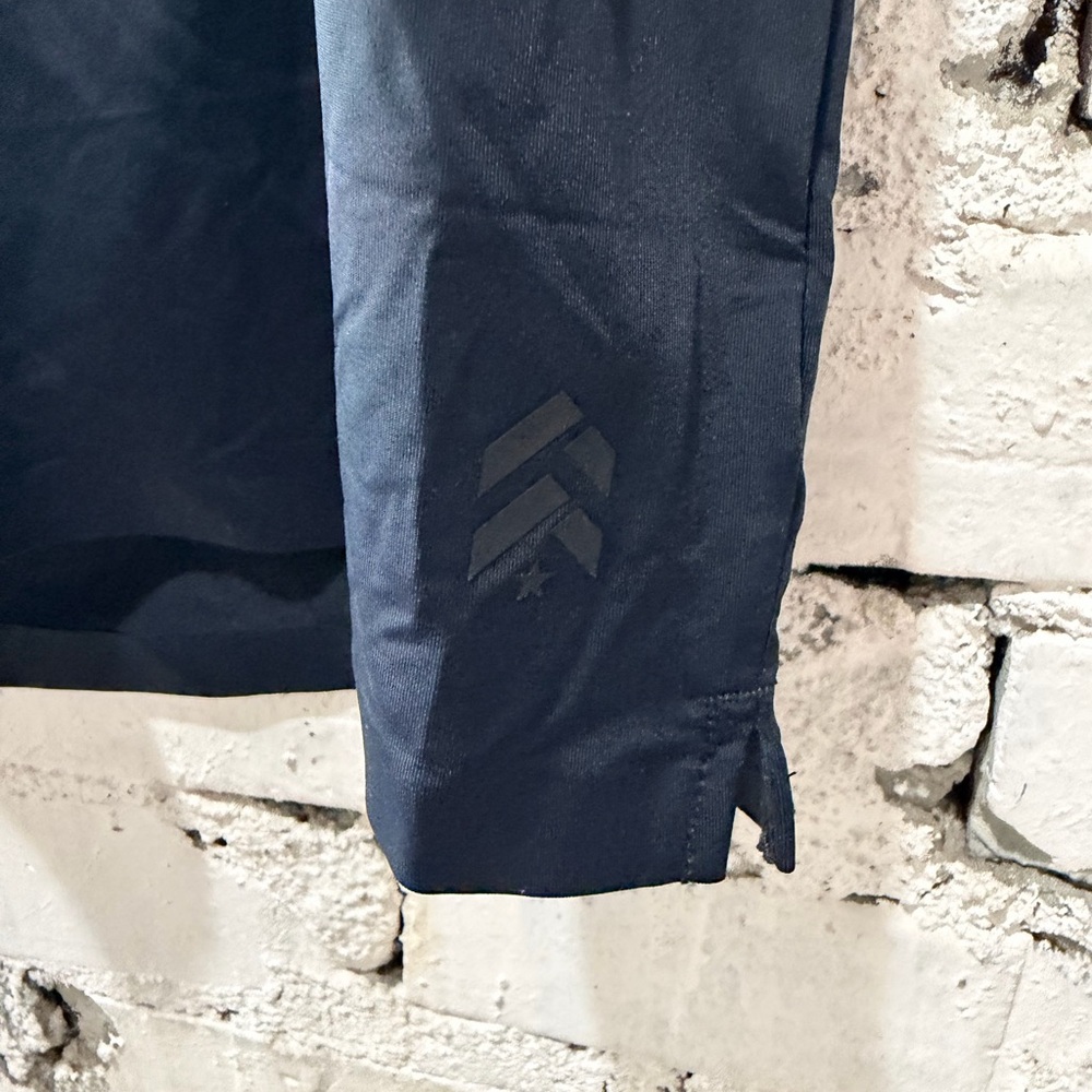 Barry's Black Core Performance Tee - image 3